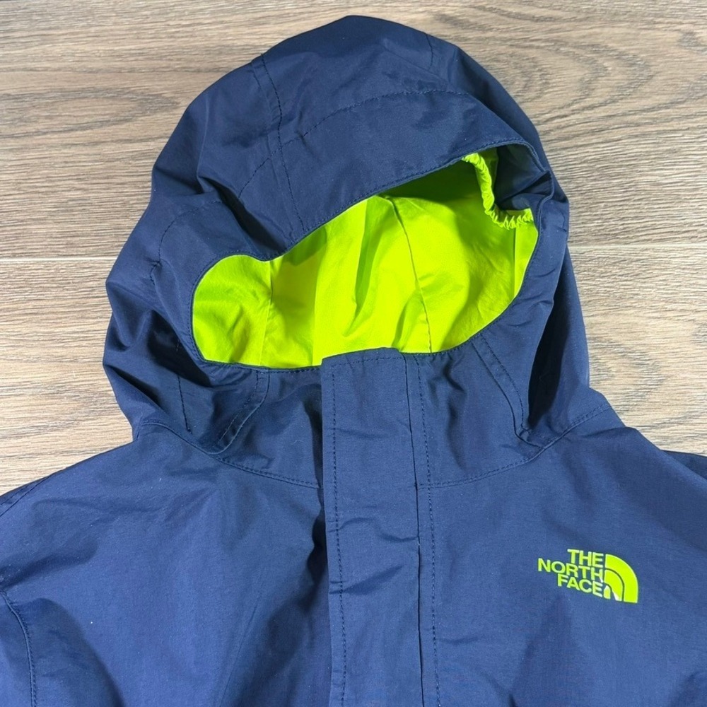 The North Face Boys Triclimate Jacket SHELL Size L 14/16 Waterproof Navy Blue